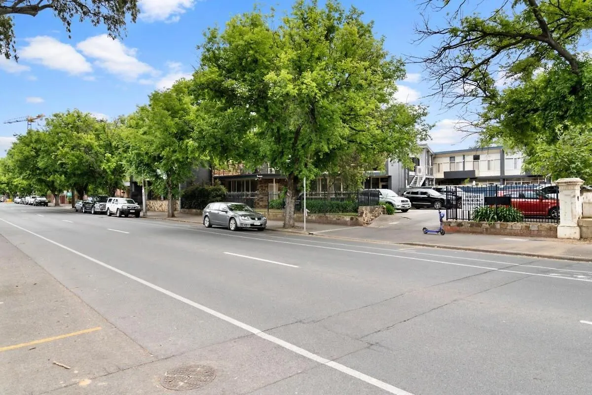 Renovated 1Br Unit Cbd Parking Wi-Fi South Tce Apartman Adelaide